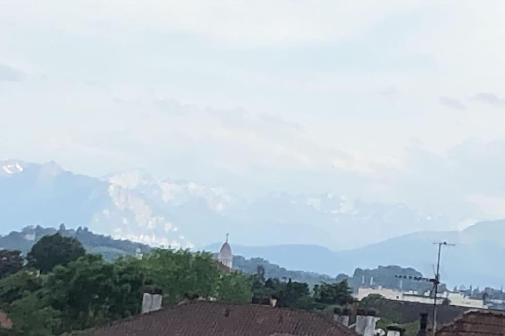 Bel Avec Grand Balcon Et Parking Prive Apartamento *