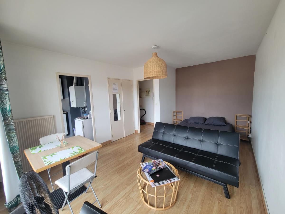 Bel Avec Grand Balcon Et Parking Prive Apartamento