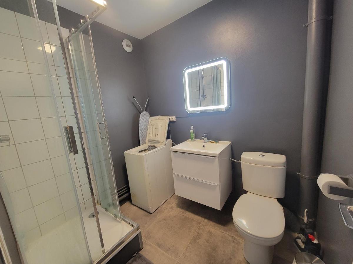 Bel Avec Grand Balcon Et Parking Prive Apartamento *